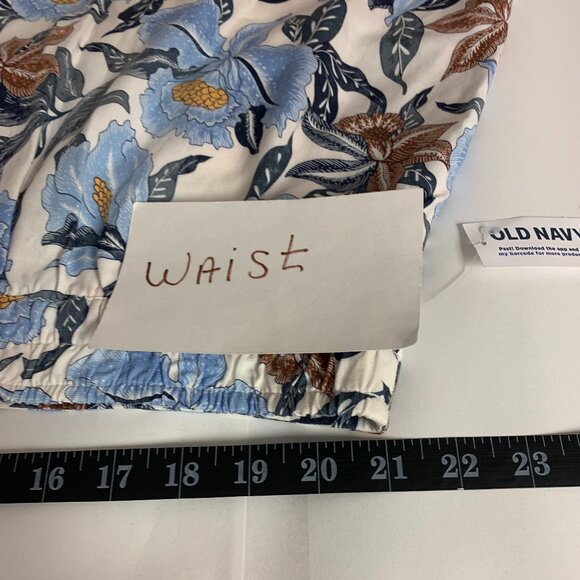 Old Navy Womens Shorts SZ XXL Blue Floral Flat Front NWT Causal Tropical Relaxed - Picture 7 of 9